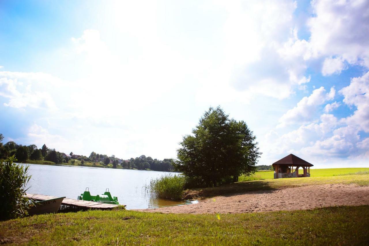 Domek Nad Jeziorem Lepaki Wielkie Kültér fotó